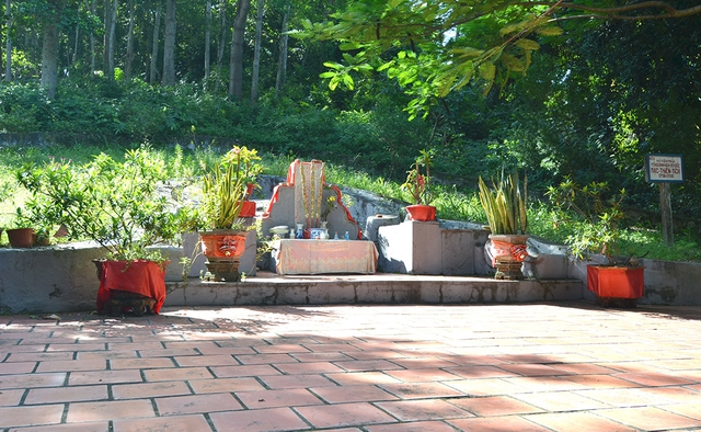 Hà Tiên thập cảnh: Chuyện ly kỳ ở núi Bình San- Ảnh 3.