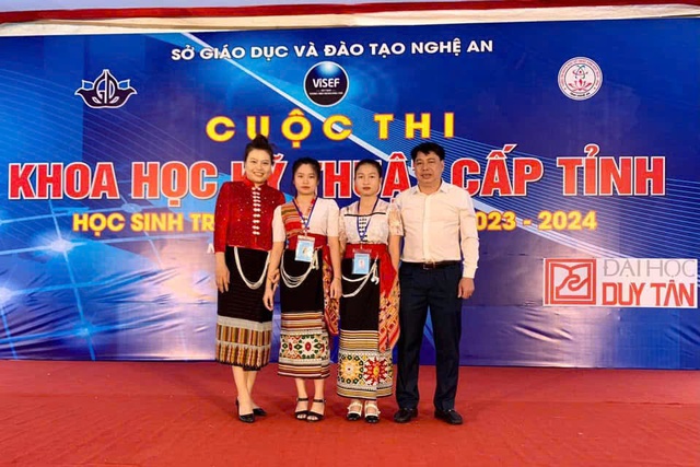 Người thầy ươm mầm, giữ lửa vùng cao - Ảnh 5.