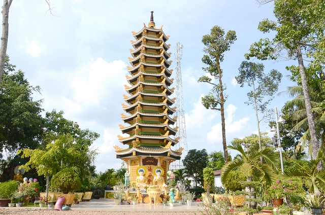 Hà Tiên thập cảnh: Di tích thành xưa ở chùa Tam Bảo- Ảnh 2.