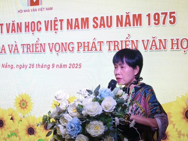 Từ phim 'Mưa đỏ': Yêu cầu nhà văn chép như nhà lịch sử là nhầm lẫn- Ảnh 2.