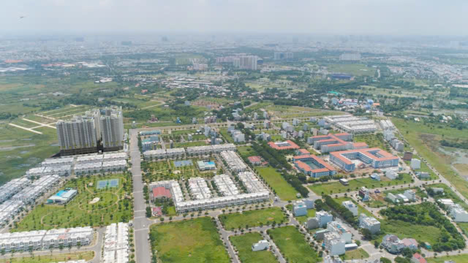 Cho phép tiếp tục áp dụng bảng giá đất cũ để giải quyết nghĩa vụ tài chính