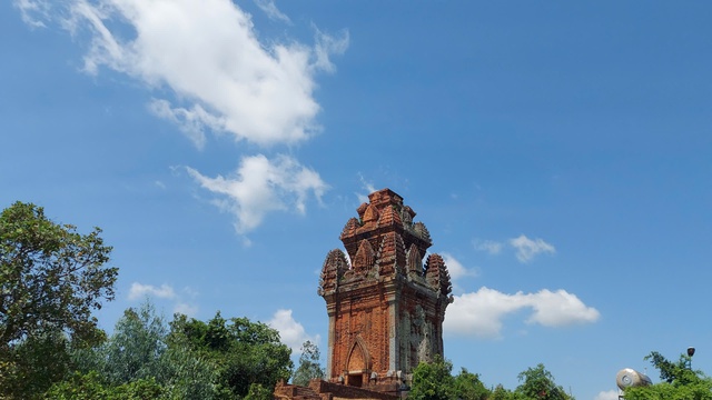 Đến Gia Lai ngắm tháp Cánh Tiên, thăm thành Hoàng Đế- Ảnh 1.