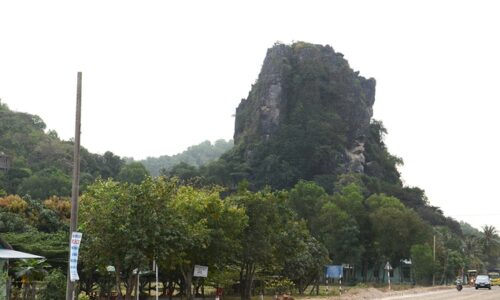 Hà Tiên thập cảnh: Thắng cảnh Thạch Động thôn vân