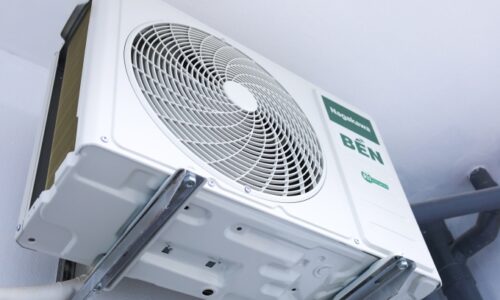 Hãng máy lạnh duy nhất trên sàn chứng khoán lãi kỷ lục