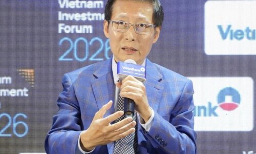 ‘Ngân hàng đang phát triển nhanh hơn nhiều so với nền kinh tế thực’