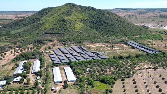 Nhà mát điện mặt trời ở thôn Liêm Thuận, xã Hồng Liêm, huyện Hàm Thuận Bắc, tỉnh Bình Thuận. Ảnh: Việt Quốc