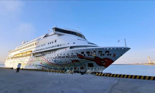 Quảng Ninh đón chuyến tàu quốc tế Bắc Hải – Hạ Long