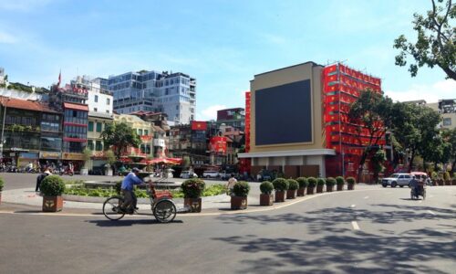 Từ di sản du nhập đến biến thể văn hóa