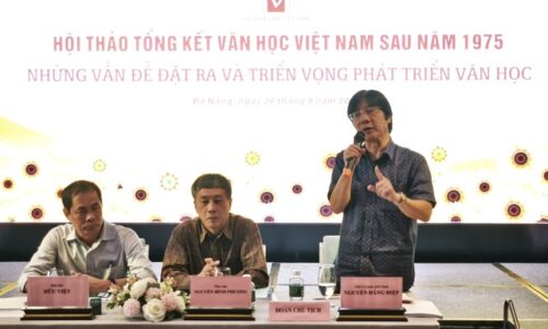 Từ phim ‘Mưa đỏ’: Yêu cầu nhà văn chép như nhà lịch sử là nhầm lẫn