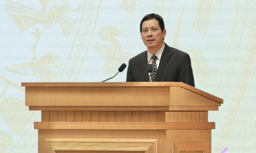 Quản lý không gian mạng như một ‘khu công viên’: Bảo vệ, trồng hoa và quét rác