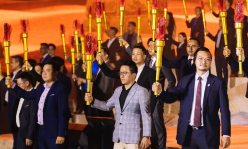 CaraWorld chính thức ra quân, thị trường bất động sản biển sôi động trở lại