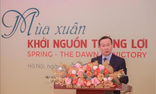 Khai mạc Trưng bày chuyên đề ‘Mùa Xuân – Khởi nguồn thắng lợi’