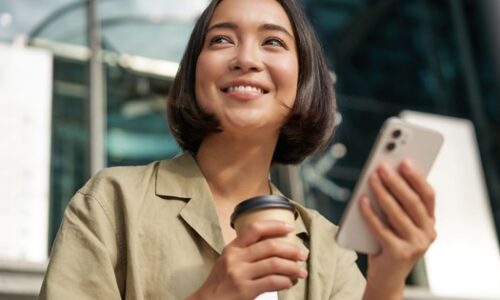 Doanh nghiệp tương tác với người dùng trên ứng dụng nhắn tin có gì khác? | Số hóa | Tài Chính