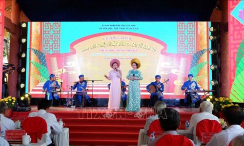 Giữ hồn di sản giữa dòng chảy thời gian