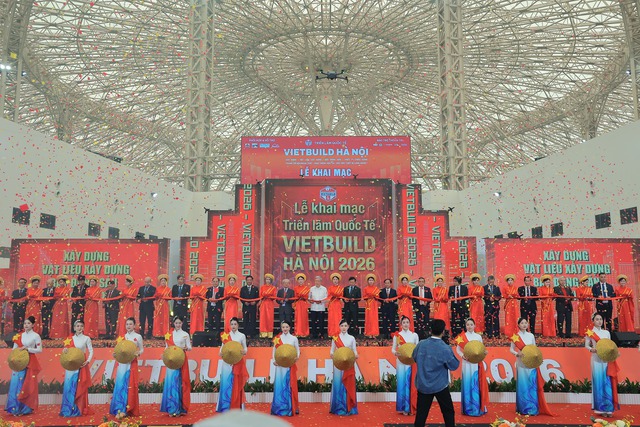 Khai mạc Triển lãm Quốc tế Vietbuild Hà Nội 2026 - Ảnh 2.