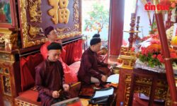 Độc đáo lễ dâng hương thờ ‘ông tổ’ phòng cháy chữa cháy ở Hà Nội