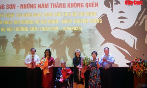 Khai mạc chương trình chiếu phim ‘Trường Sơn – Những năm tháng không quên’